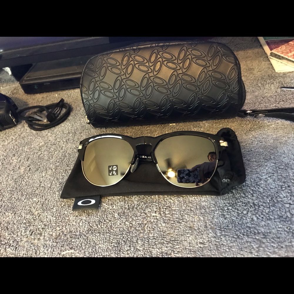Oakley sunglasses